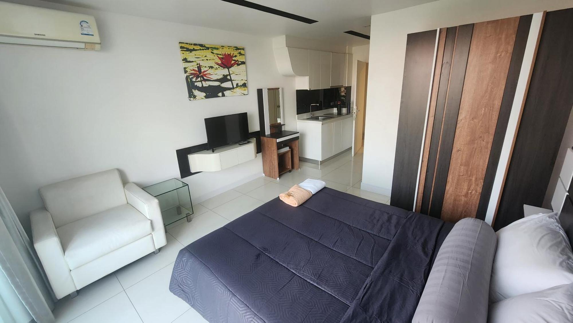 City Center Residentes Ccr Pattaya Y Luaran gambar