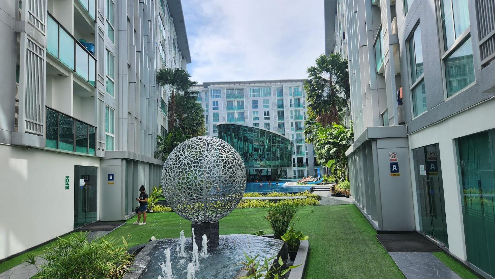 City Center Residentes Ccr Pattaya Y Luaran gambar